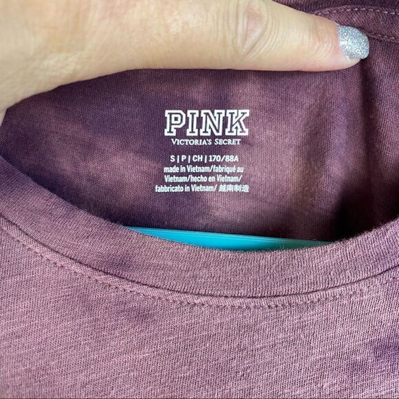 VS PINK crew neck tee - Picture 2 of 4